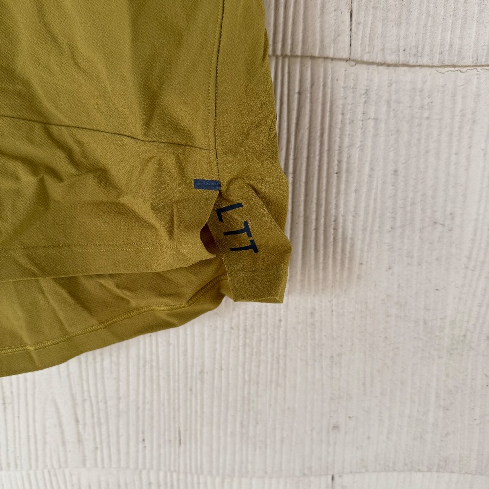 Lululemon License to Train Shorts - Picture 2 of 5